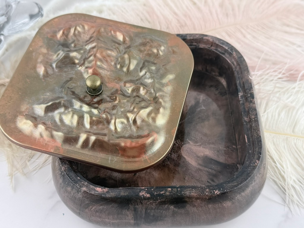 Handmade Mountain Hideaway Storage Box