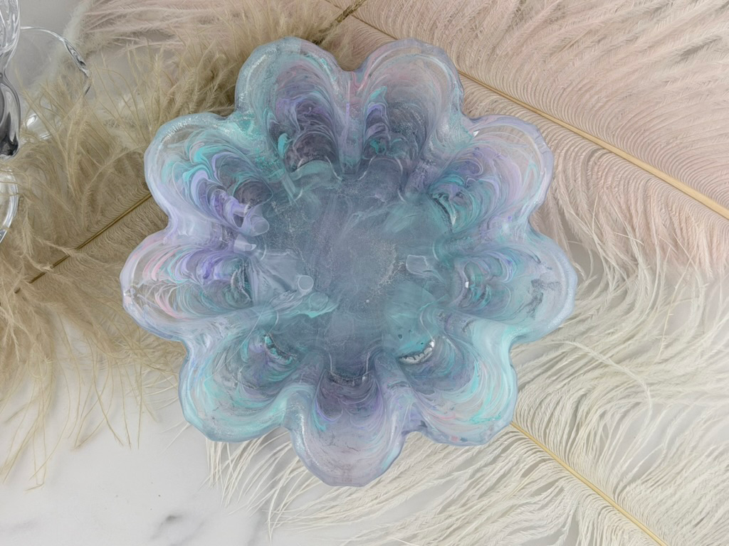 Handmade Bloom Waffle Bowl - Marbled