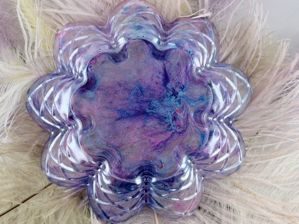 Handmade Bloom Waffle Bowl - Marbled